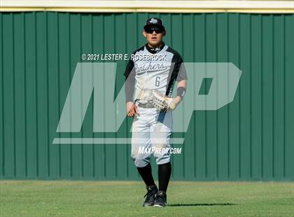 Thumbnail 3 in Laredo United South vs Harlan (UIL 6A Bi-District Playoff) photogallery.