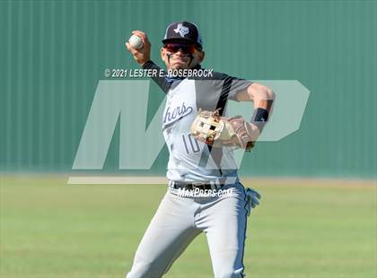 Thumbnail 3 in Laredo United South vs Harlan (UIL 6A Bi-District Playoff) photogallery.