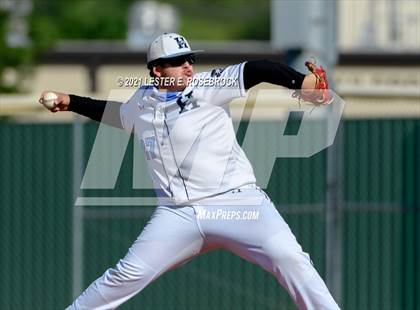Thumbnail 2 in Laredo United South vs Harlan (UIL 6A Bi-District Playoff) photogallery.