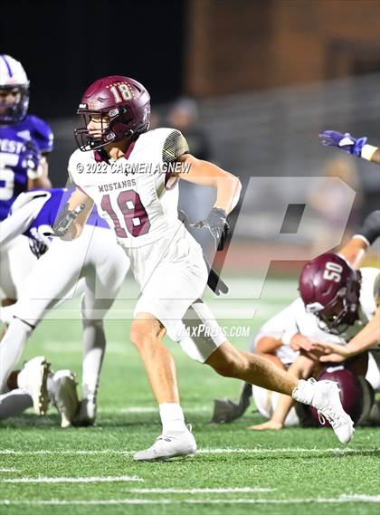 Thumbnail 2 in Magnolia West @ Galveston Ball (UIL 5A Div 1 Bi-District Playoff) photogallery.
