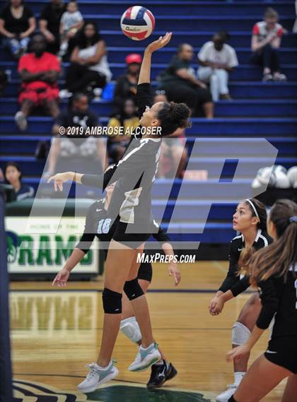 Thumbnail 3 in Paetow vs. Mayde Creek (KISD/CFISD Junior Varsity Tournament) photogallery.