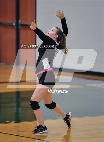 Thumbnail 2 in Paetow vs. Mayde Creek (KISD/CFISD Junior Varsity Tournament) photogallery.