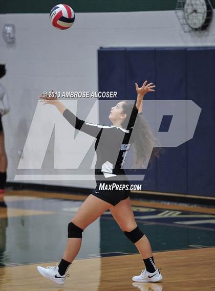 Thumbnail 2 in Paetow vs. Mayde Creek (KISD/CFISD Junior Varsity Tournament) photogallery.