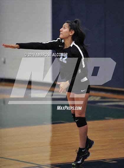 Thumbnail 1 in Paetow vs. Mayde Creek (KISD/CFISD Junior Varsity Tournament) photogallery.