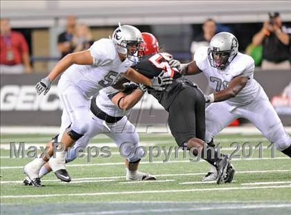 Thumbnail 1 in Cedar Hill vs. Guyer (Kirk Herbstreit National Kickoff Classic) photogallery.