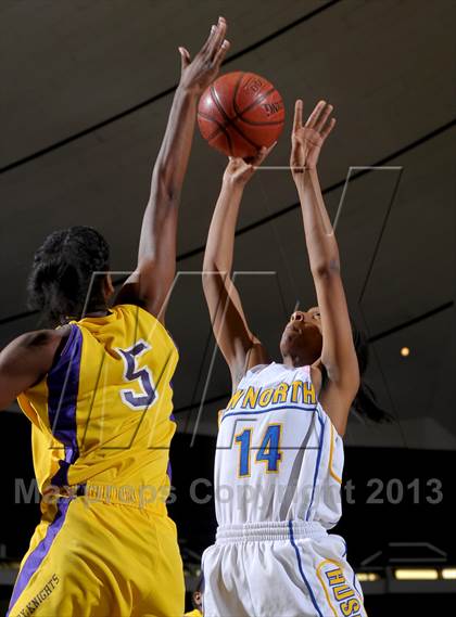 Thumbnail 1 in Lynwood vs. JW North (CIF SS D2AA Final) photogallery.