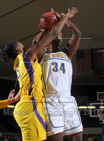 Thumbnail 2 in Lynwood vs. JW North (CIF SS D2AA Final) photogallery.