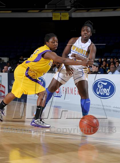 Thumbnail 3 in Lynwood vs. JW North (CIF SS D2AA Final) photogallery.