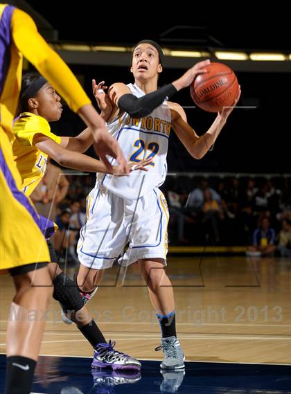 Thumbnail 1 in Lynwood vs. JW North (CIF SS D2AA Final) photogallery.