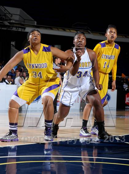Thumbnail 2 in Lynwood vs. JW North (CIF SS D2AA Final) photogallery.
