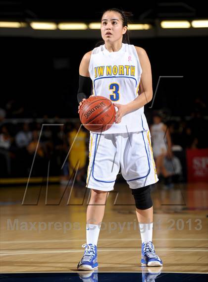 Thumbnail 3 in Lynwood vs. JW North (CIF SS D2AA Final) photogallery.