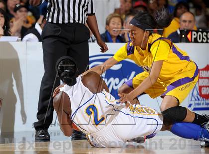 Thumbnail 1 in Lynwood vs. JW North (CIF SS D2AA Final) photogallery.
