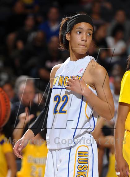 Thumbnail 3 in Lynwood vs. JW North (CIF SS D2AA Final) photogallery.