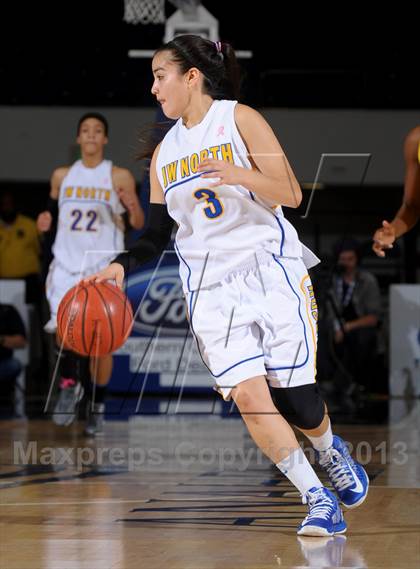 Thumbnail 1 in Lynwood vs. JW North (CIF SS D2AA Final) photogallery.