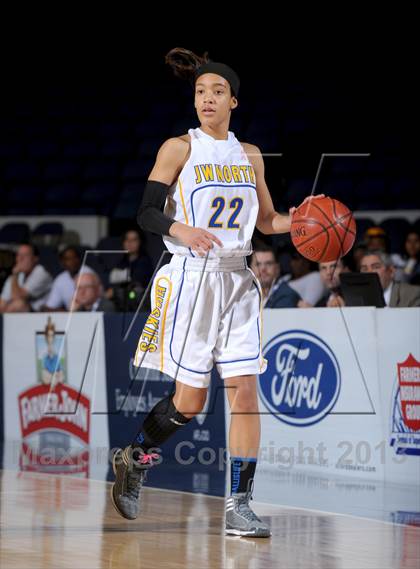 Thumbnail 2 in Lynwood vs. JW North (CIF SS D2AA Final) photogallery.