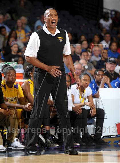 Thumbnail 3 in Lynwood vs. JW North (CIF SS D2AA Final) photogallery.