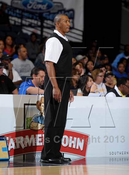 Thumbnail 2 in Lynwood vs. JW North (CIF SS D2AA Final) photogallery.