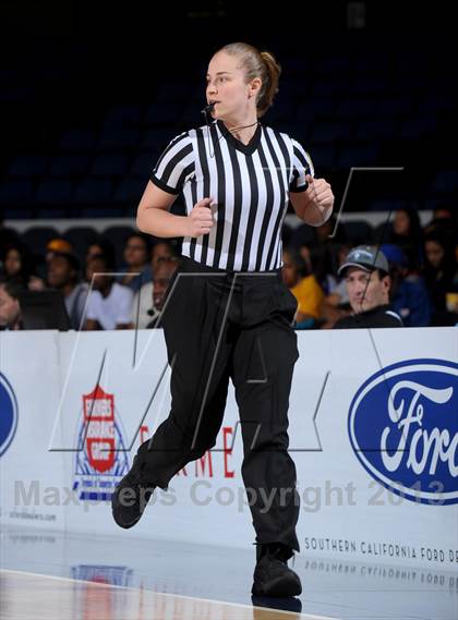 Thumbnail 3 in Lynwood vs. JW North (CIF SS D2AA Final) photogallery.