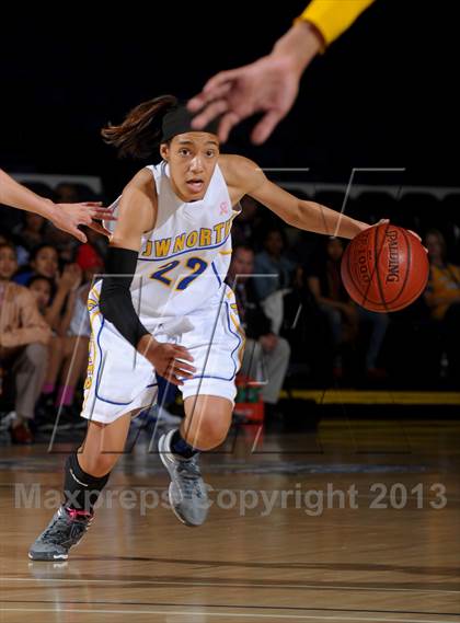 Thumbnail 2 in Lynwood vs. JW North (CIF SS D2AA Final) photogallery.