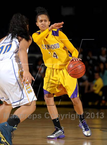 Thumbnail 1 in Lynwood vs. JW North (CIF SS D2AA Final) photogallery.