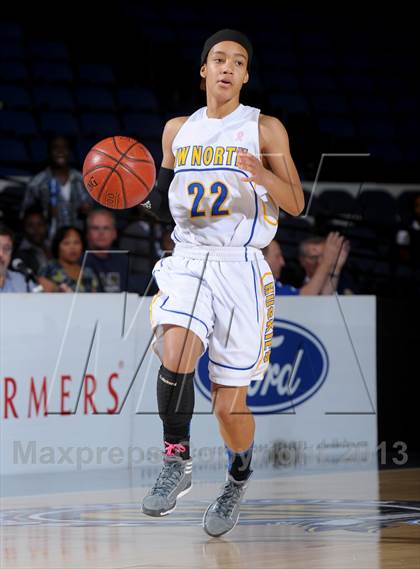 Thumbnail 2 in Lynwood vs. JW North (CIF SS D2AA Final) photogallery.