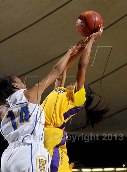 Thumbnail 2 in Lynwood vs. JW North (CIF SS D2AA Final) photogallery.