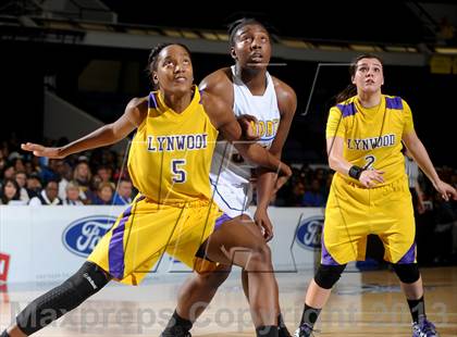Thumbnail 1 in Lynwood vs. JW North (CIF SS D2AA Final) photogallery.