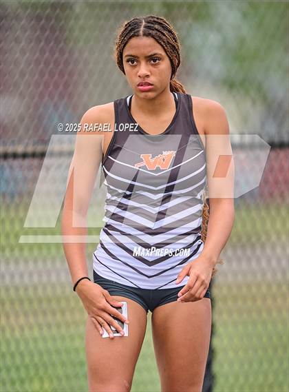 Thumbnail 1 in UIL 3A Track & Field District (200M) photogallery.