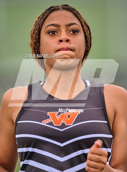 Thumbnail 1 in UIL 3A Track & Field District (200M) photogallery.