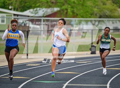 Thumbnail 2 in UIL 3A Track & Field District (200M) photogallery.