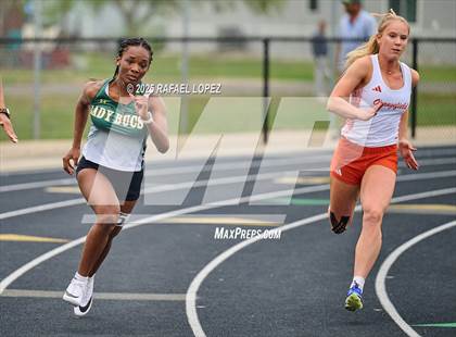 Thumbnail 3 in UIL 3A Track & Field District (200M) photogallery.