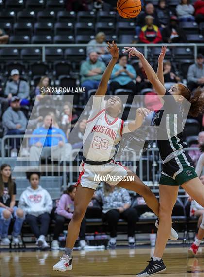 Thumbnail 2 in Norman North @ Mustang photogallery.