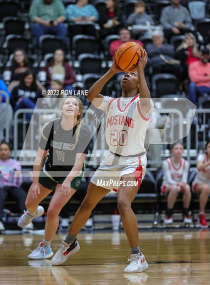 Thumbnail 1 in Norman North @ Mustang photogallery.