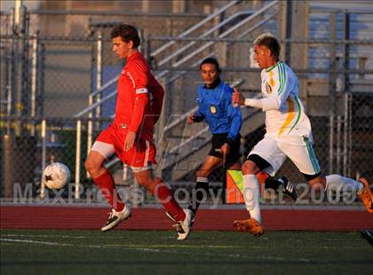 Thumbnail 2 in Great Oak vs. Coachella Valley (CIF SS D3 Final) photogallery.