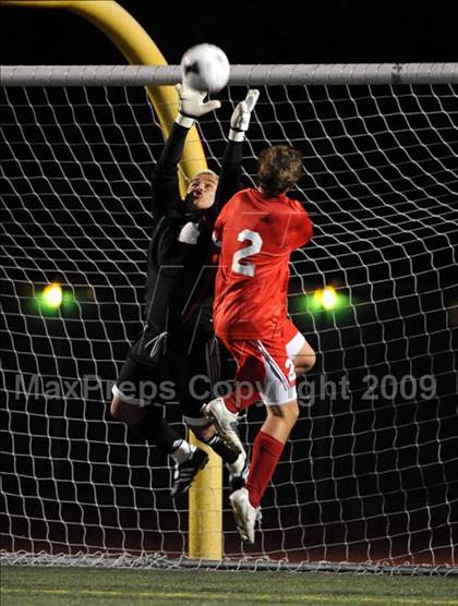 Thumbnail 2 in Great Oak vs. Coachella Valley (CIF SS D3 Final) photogallery.