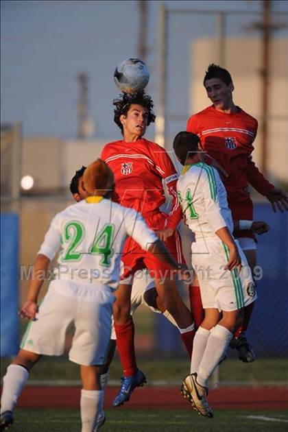 Thumbnail 3 in Great Oak vs. Coachella Valley (CIF SS D3 Final) photogallery.
