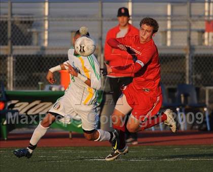 Thumbnail 2 in Great Oak vs. Coachella Valley (CIF SS D3 Final) photogallery.