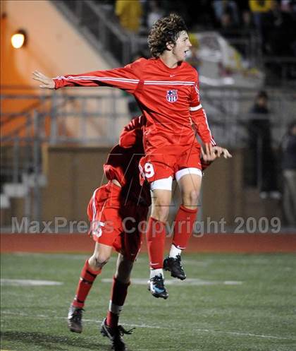 Thumbnail 2 in Great Oak vs. Coachella Valley (CIF SS D3 Final) photogallery.