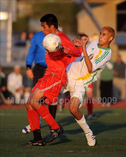 Thumbnail 1 in Great Oak vs. Coachella Valley (CIF SS D3 Final) photogallery.