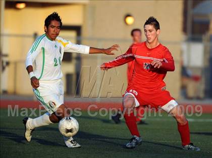 Thumbnail 1 in Great Oak vs. Coachella Valley (CIF SS D3 Final) photogallery.