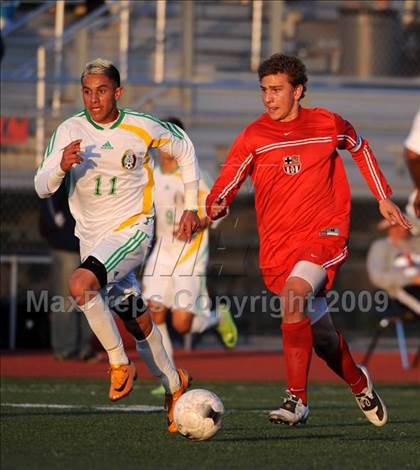 Thumbnail 2 in Great Oak vs. Coachella Valley (CIF SS D3 Final) photogallery.