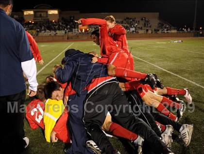 Thumbnail 2 in Great Oak vs. Coachella Valley (CIF SS D3 Final) photogallery.