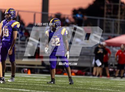 Thumbnail 3 in Center Hill @ DeSoto Central photogallery.