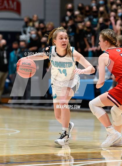 Thumbnail 1 in Farmington vs. Springville (UHSAA 5A Final) photogallery.