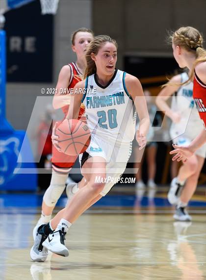 Thumbnail 3 in Farmington vs. Springville (UHSAA 5A Final) photogallery.
