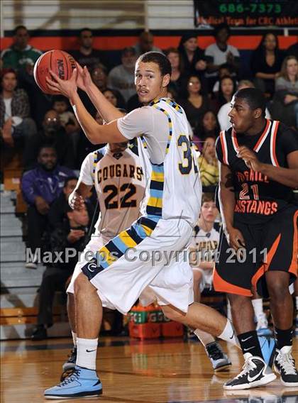 Thumbnail 3 in Foothill vs. Center (CIF SJS D3 Playoffs) photogallery.