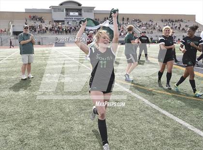 Thumbnail 3 in South vs. Claremont (CIF SS D3 Final) photogallery.