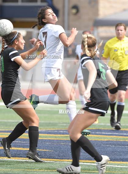 Thumbnail 1 in South vs. Claremont (CIF SS D3 Final) photogallery.