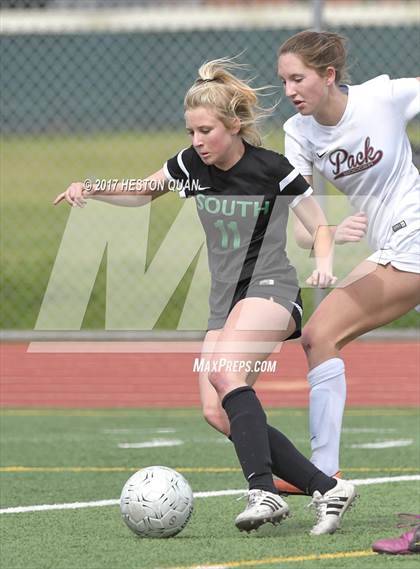 Thumbnail 2 in South vs. Claremont (CIF SS D3 Final) photogallery.
