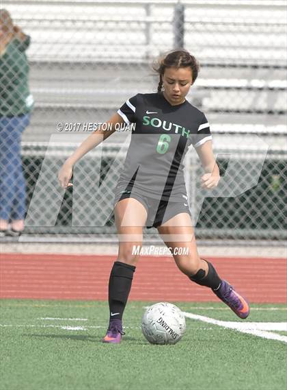 Thumbnail 3 in South vs. Claremont (CIF SS D3 Final) photogallery.